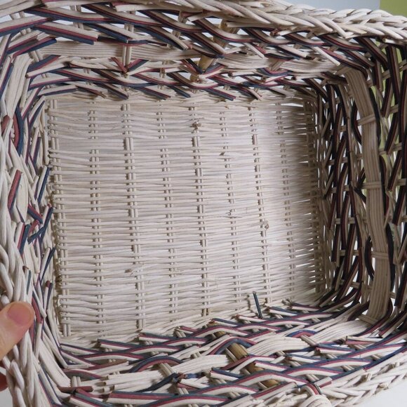Red, White and Blue Cane Wicker Patriotic Basket: handle has some damage - Picture 6 of 13